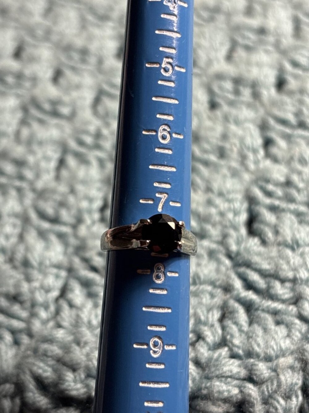 Black Rhinestone Ring Size 7.5 Silvertone